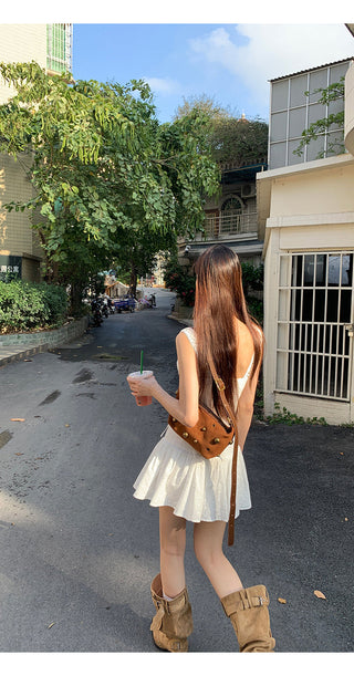 white A-line dress 02