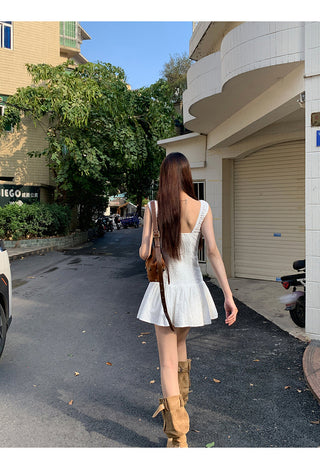 white A-line dress 02