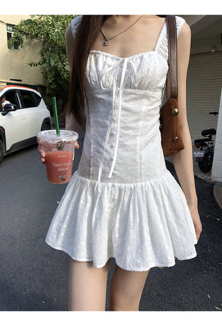 white A-line dress 02