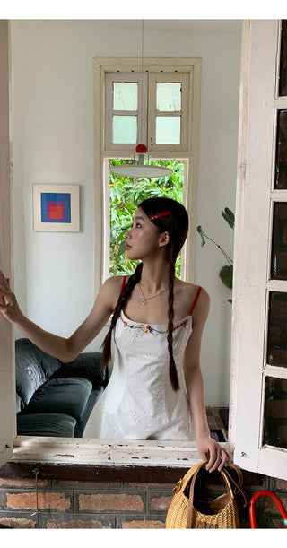white sheath dress 01