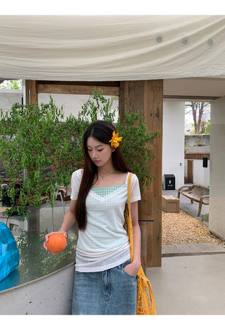 V-neck slim blouse