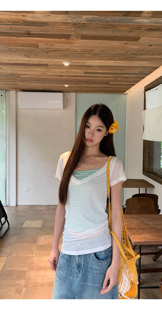 V-neck slim blouse