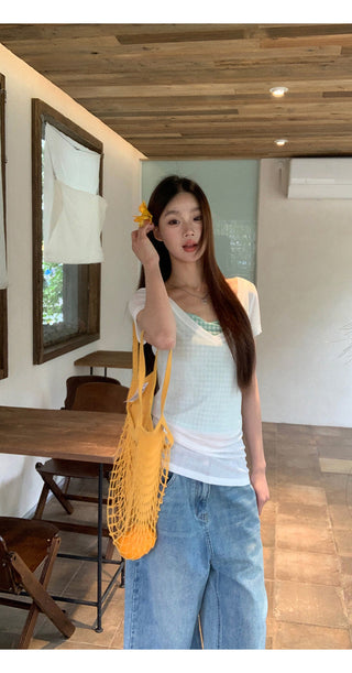 V-neck slim blouse