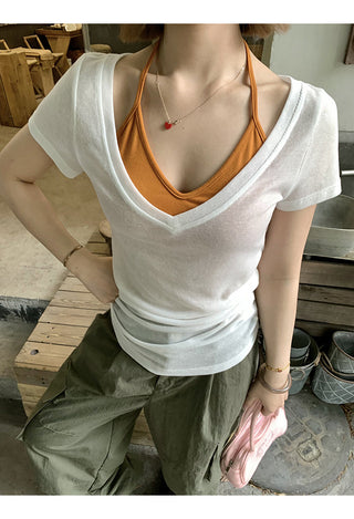 V-neck slim blouse