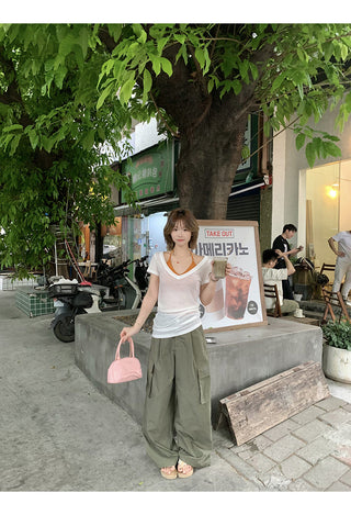 V-neck slim blouse