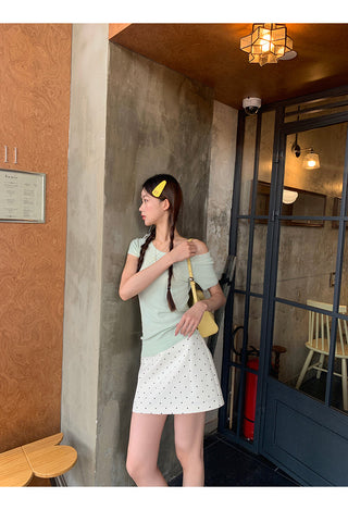 polka-dot high skirt