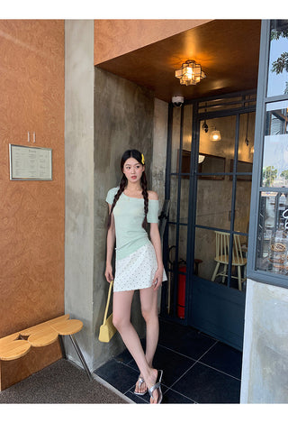 polka-dot high skirt