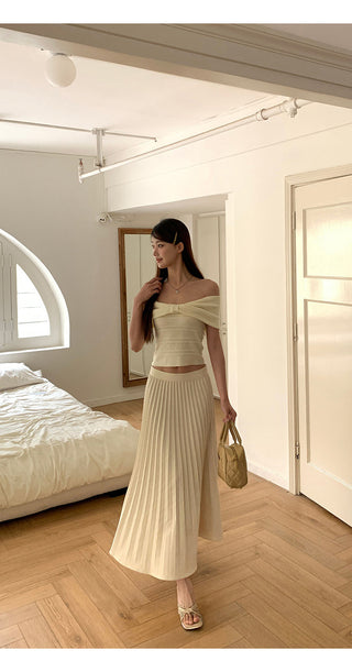drape pleated skirt