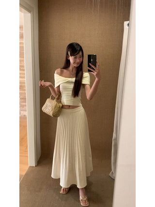 drape pleated skirt