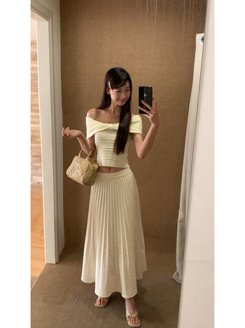 drape pleated skirt