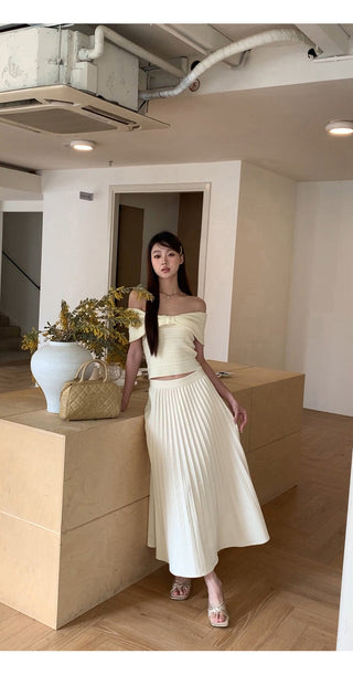 drape pleated skirt