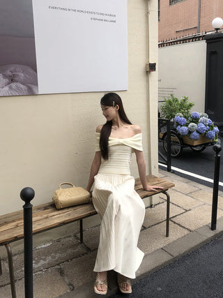 drape pleated skirt