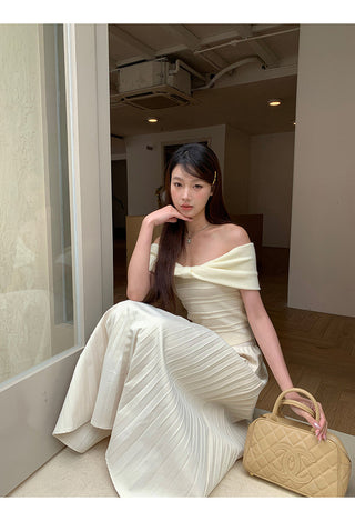 drape pleated skirt