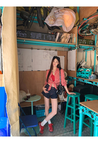 blue denim shorts 01