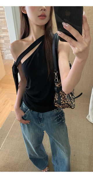 black slim top
