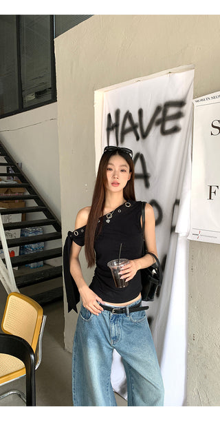 black niche top