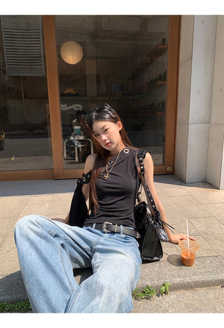 black niche top