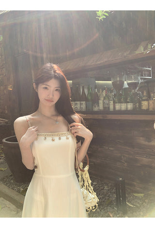 white A-line dress 03