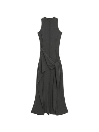 sleeveless elegant dress