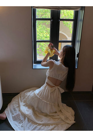 waist-tight long dress