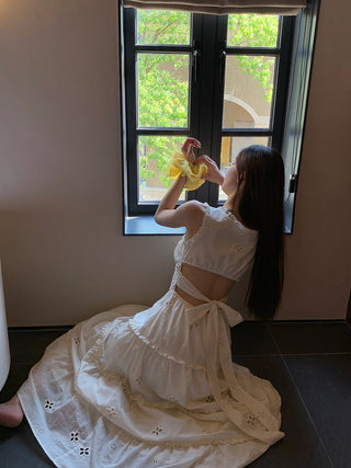 waist-tight long dress