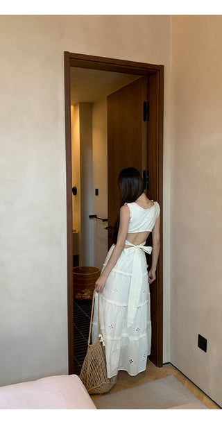 waist-tight long dress