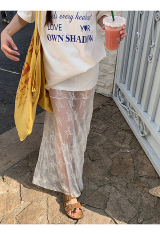 white lace skirt