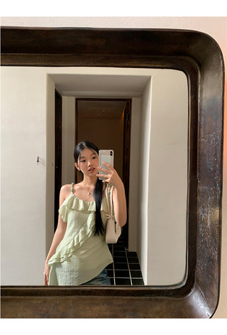 French sleeveless tops