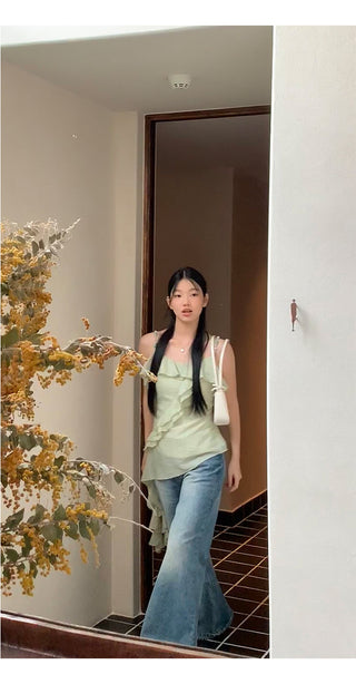 French sleeveless tops
