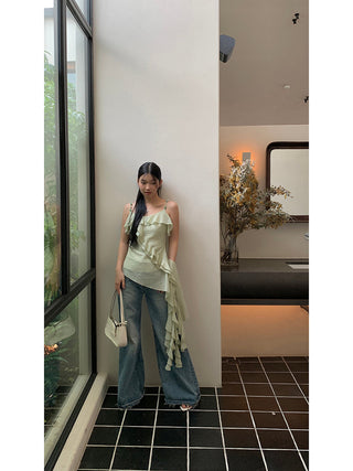 French sleeveless tops