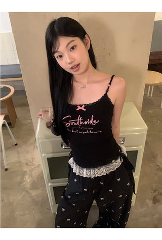black sleeveless tops