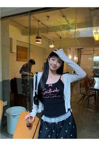 black sleeveless tops