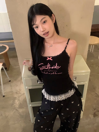 black sleeveless tops