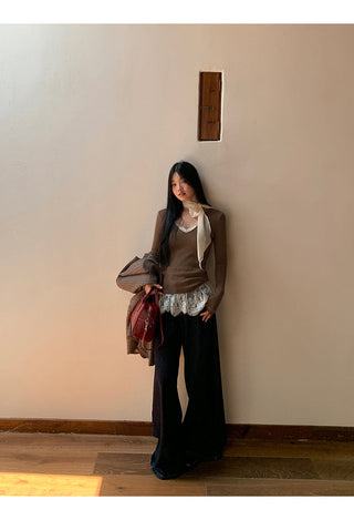 black V-neck sweater 01