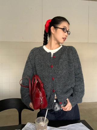 gray knitted cardigan