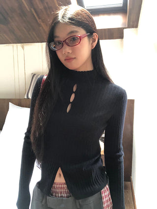 black turtleneck sweater