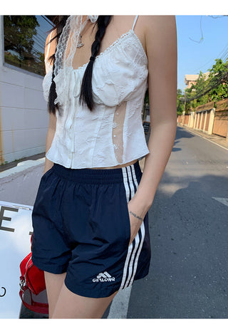 white lace camisole 01