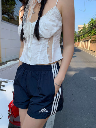 white lace camisole 01