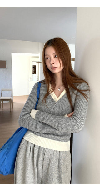 black knitted sweater