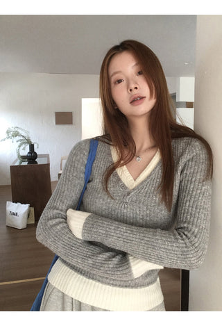 black knitted sweater