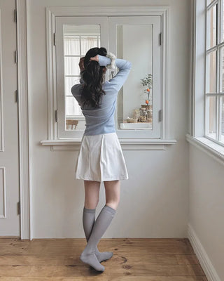 Slim Scoop Neck Knit