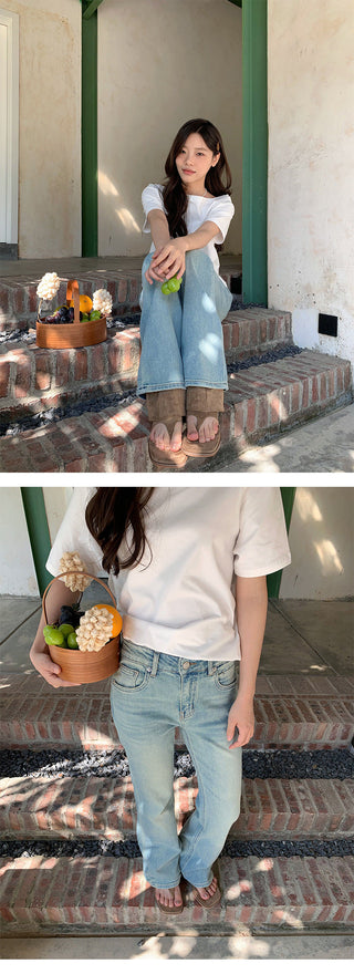 Casual bootcut jeans