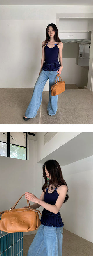 Drooping wide-leg jeans