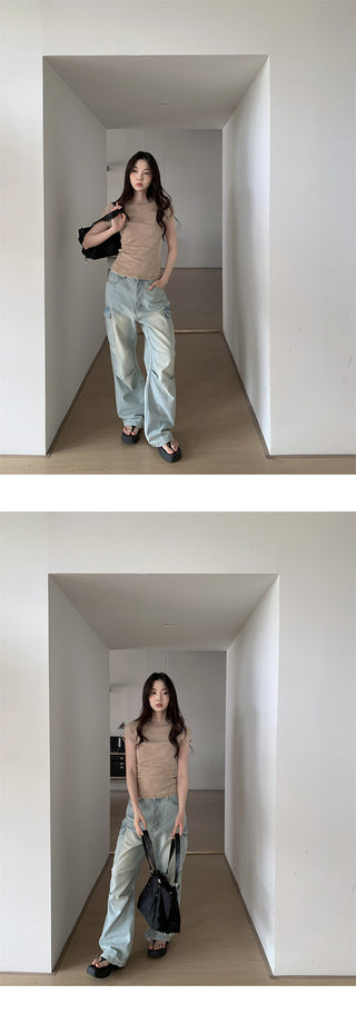 Pleated cargo jeans
