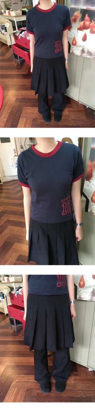 Mid-length pleated skort