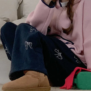 [Fleece-lined] Ribbon lettering elastic waist pants