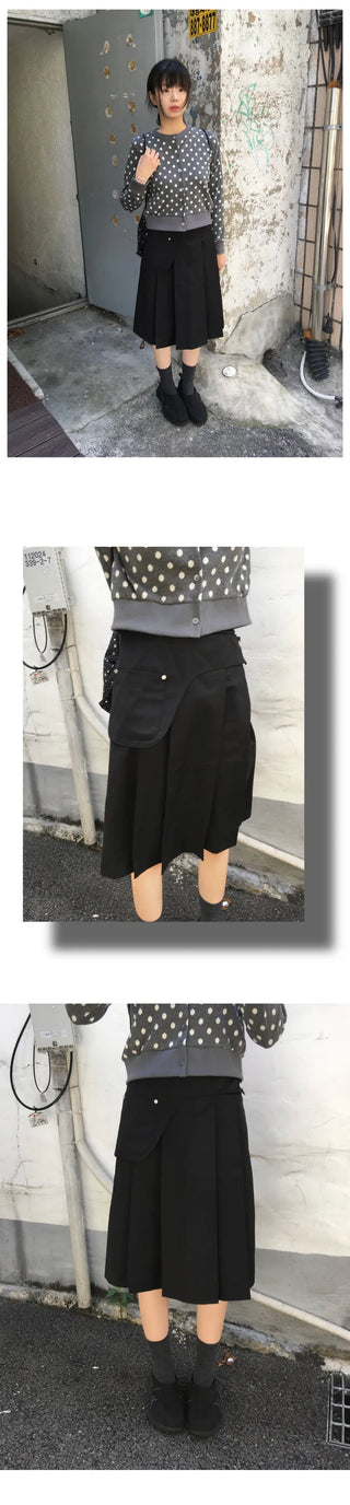 Belted pleated skirt