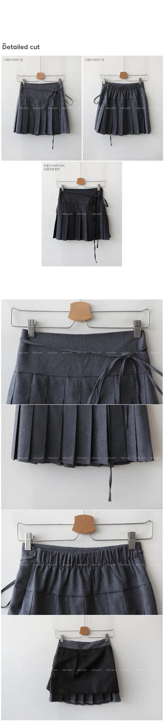 Pleated ribbon mini skirt