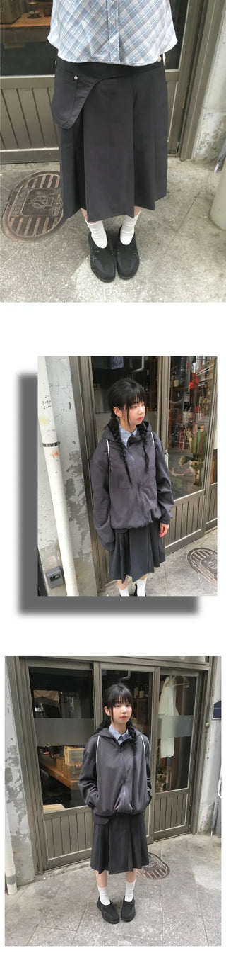 Belted pleated skirt