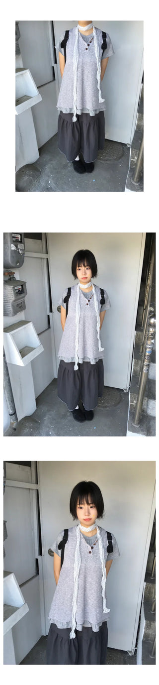 [3 colors] Front button sleeveless top
